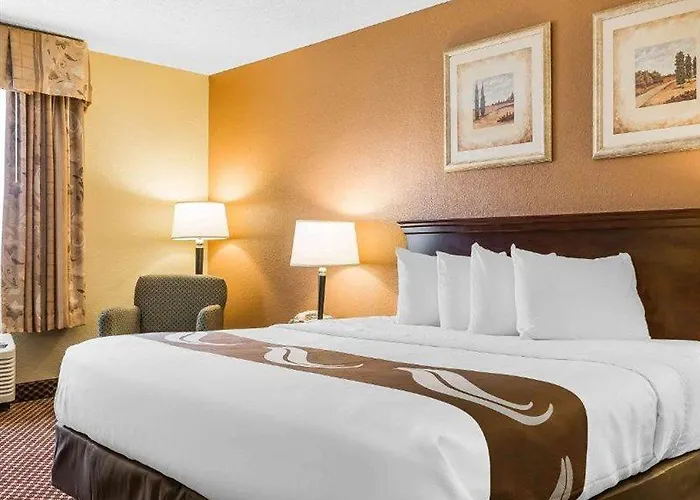 Hotel Quality & Area 4*