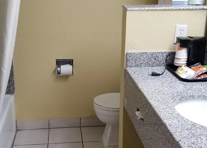 Hotel Quality & Area