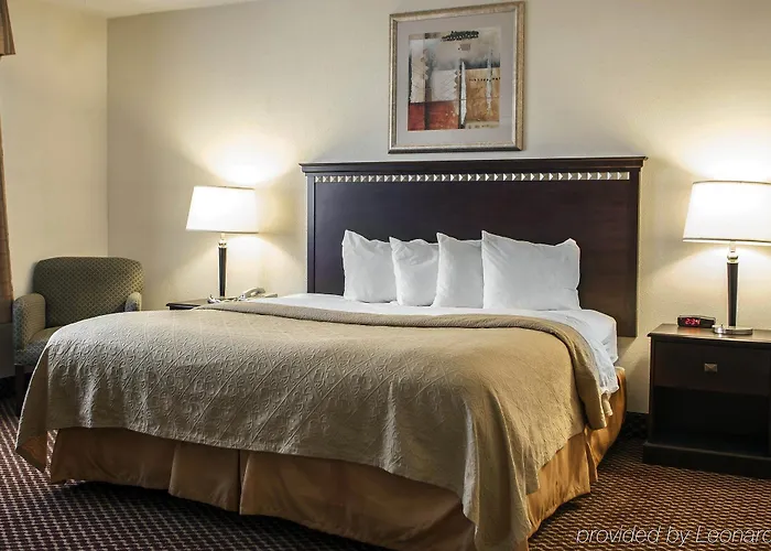 Hotel Quality & Area 4*
