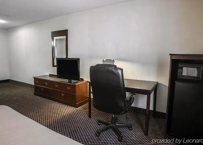 Hotel Quality & Area